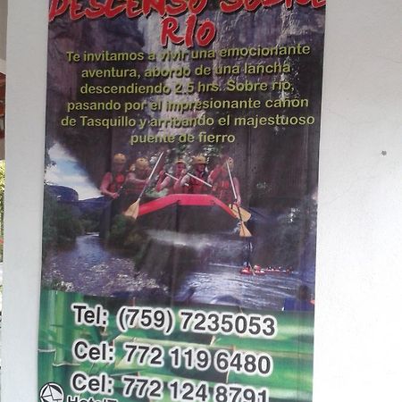 Hotel Tasquillo ภายนอก รูปภาพ